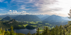 01-Altauseersee_mit_Dachstein