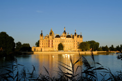 02-Schloss-in-Schwerin