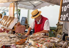 Guido-salami-francais__markt_in_joyeuse_ardeche