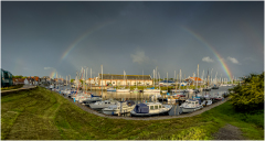 Regenbogen_Stadthafen_Brouwershaven_iPhone-12-Pro-Max-Bearbeitet