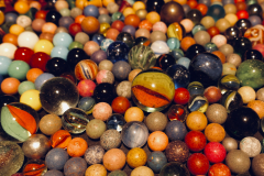 1  Kunterbunte Kugeln
