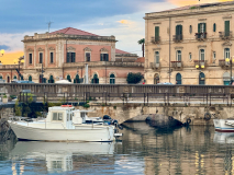 14-Hafenbruecke-im-Abendlicht